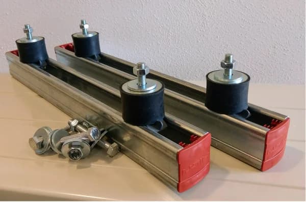 Montagekit Klima Außengerät auf Dachtritt