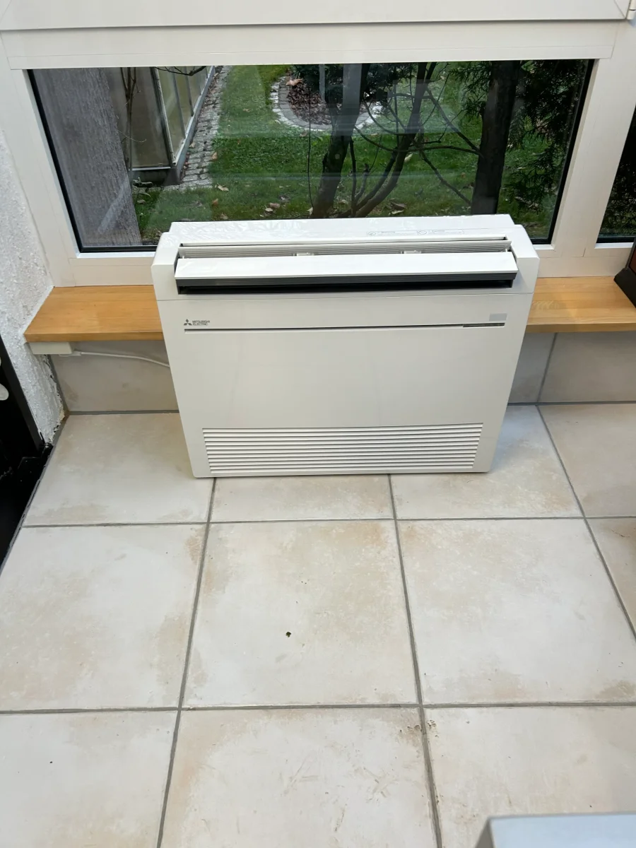 Mitsubishi Truhengerät zum Heizen und Kühlen