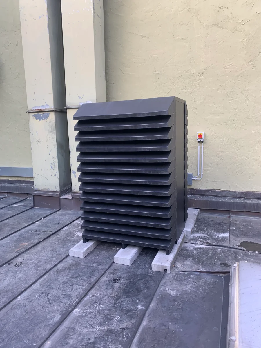 Panasonic VRF mit Schallschutzhaube